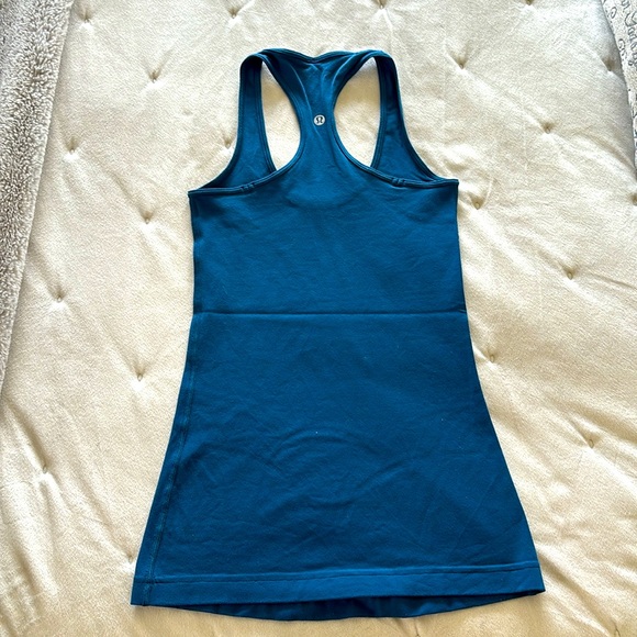 Lululemon Swiftly racerback tank for women in peacock blue - Picture 3 of 3